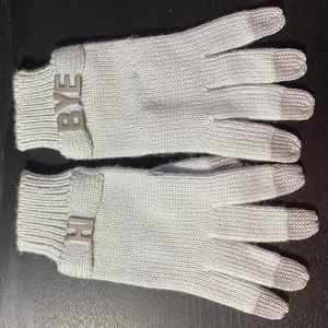 Winter gloves
